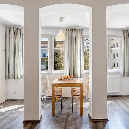 Emmi 8 Апартаменты *